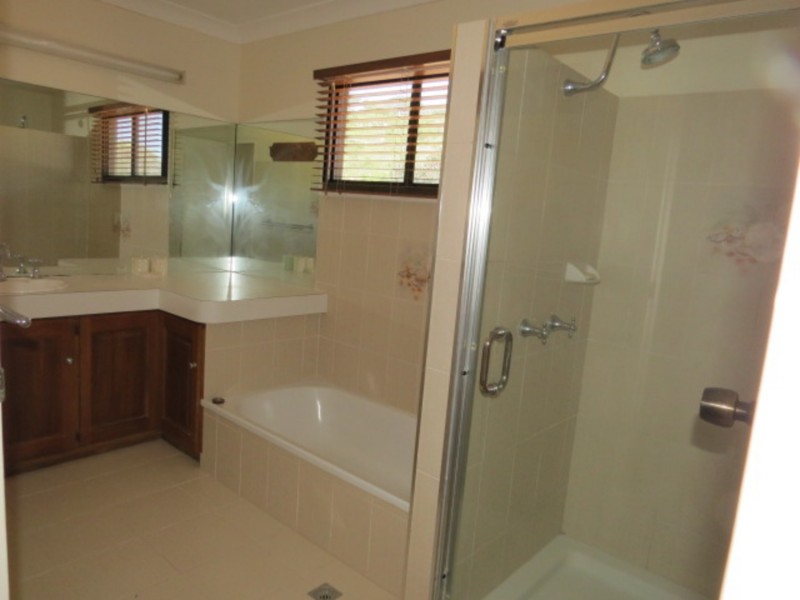90 Gregory Street, Bowen QLD 4805