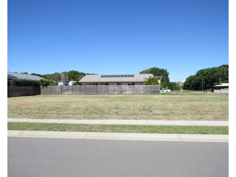 8 Lime Tree Court, Bowen QLD 4805