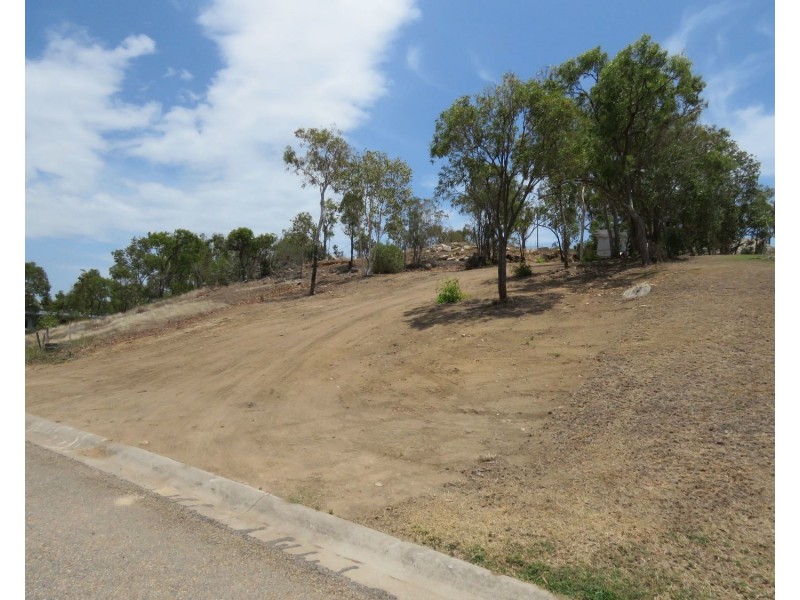 8 Craigie Court, Bowen QLD 4805