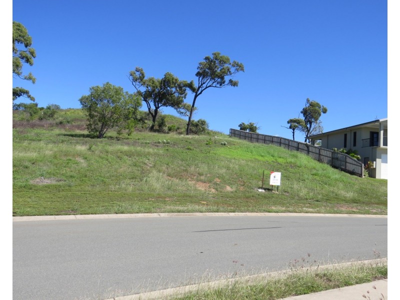 114 – 116 Ocean View Drive, Bowen QLD 4805
