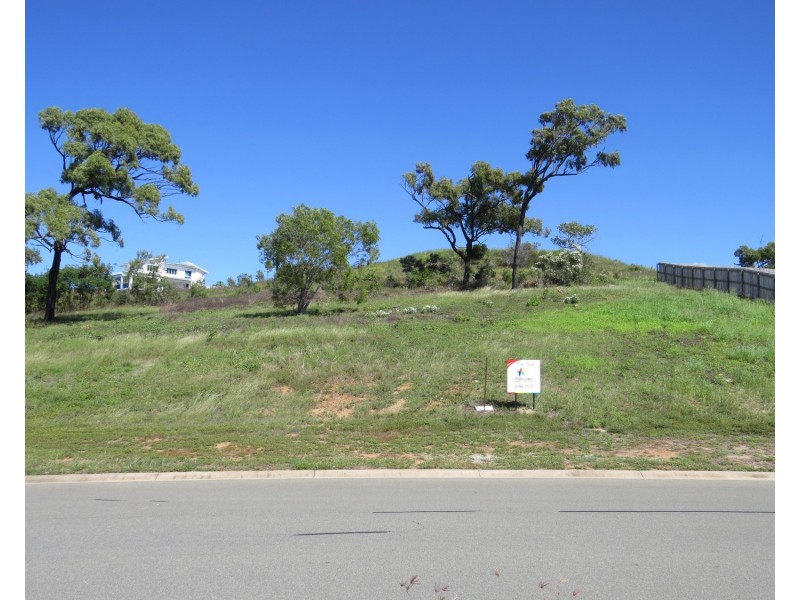 114 – 116 Ocean View Drive, Bowen QLD 4805