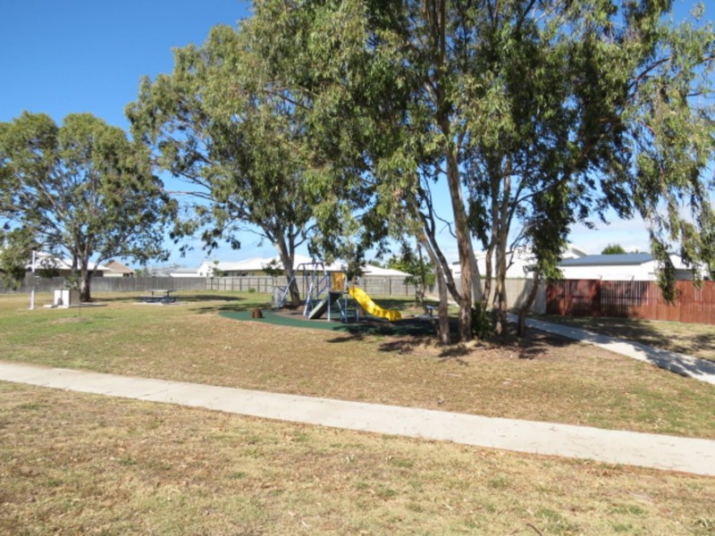 16 Ada Place, Bowen QLD 4805