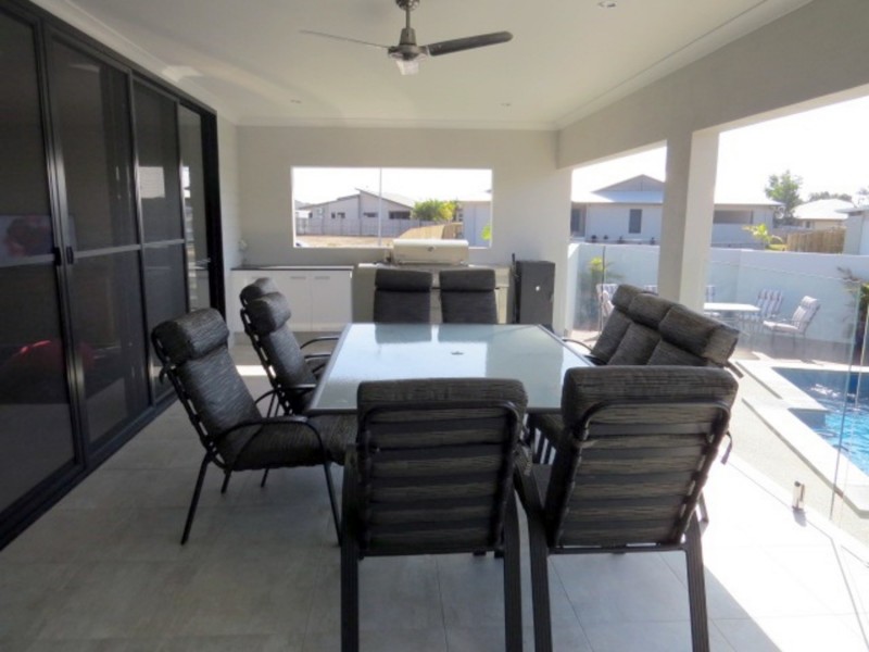 14 Ada Place, Bowen QLD 4805