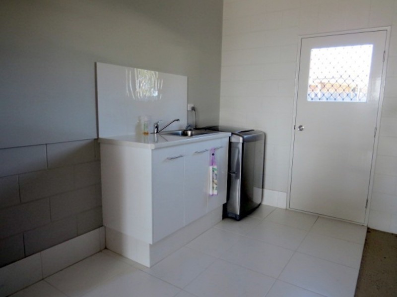 14 Ada Place, Bowen QLD 4805