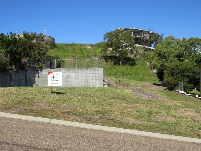 13 Pilcher Place, Bowen QLD 4805