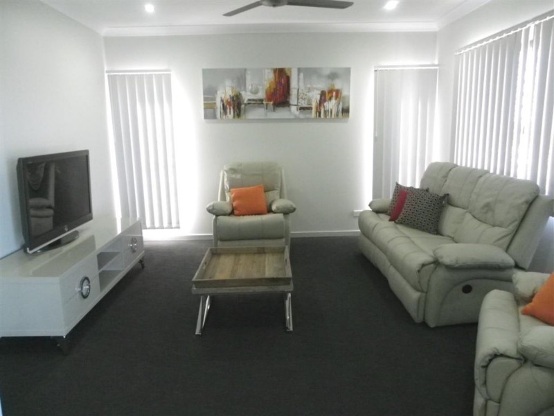 9 Allan Place, Bowen QLD 4805