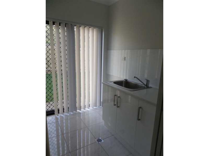 9 Allan Place, Bowen QLD 4805