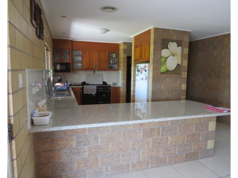 74 Flemington Road, Bowen QLD 4805