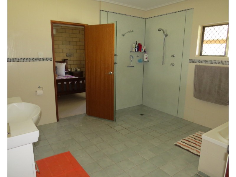 74 Flemington Road, Bowen QLD 4805
