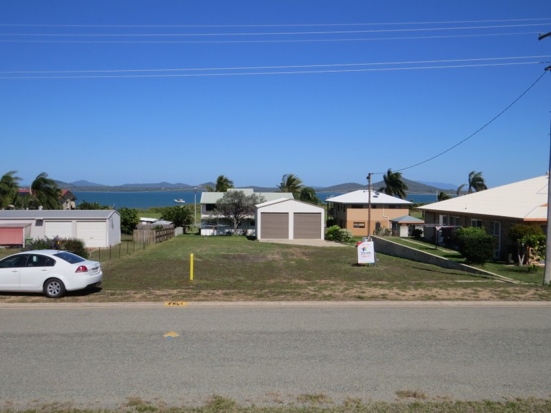 31 Elphinstone Street, Bowen QLD 4805