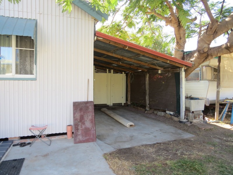 81 Powell Street, Bowen QLD 4805
