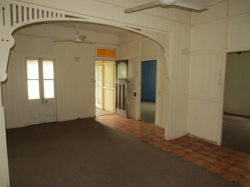 104 Powell Street, Bowen QLD 4805