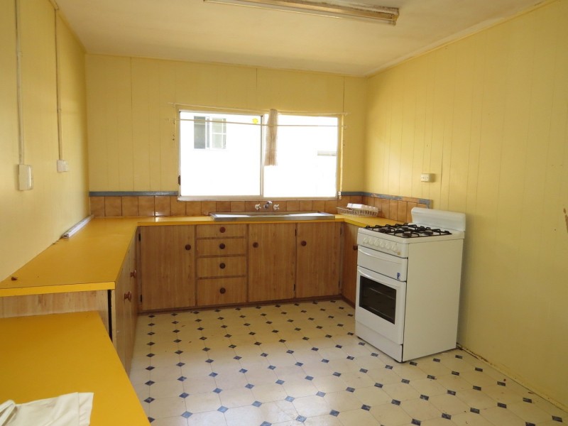 63 Whitsunday Street, Bowen QLD 4805