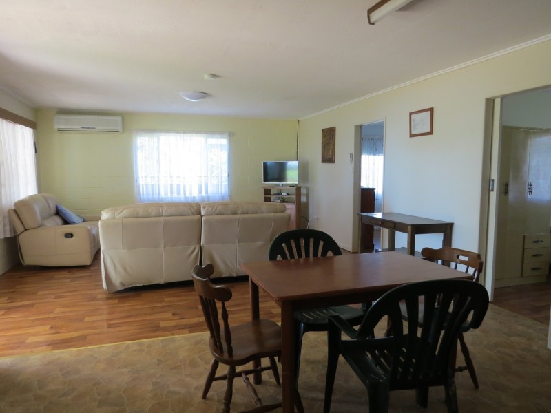 48 Whyte Avenue, Bowen QLD 4805