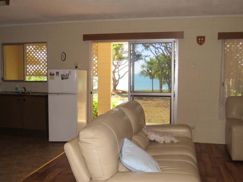 48 Whyte Avenue, Bowen QLD 4805