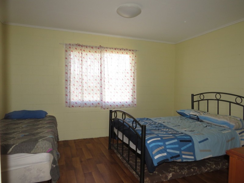 48 Whyte Avenue, Bowen QLD 4805