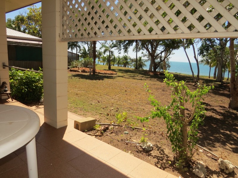 48 Whyte Avenue, Bowen QLD 4805