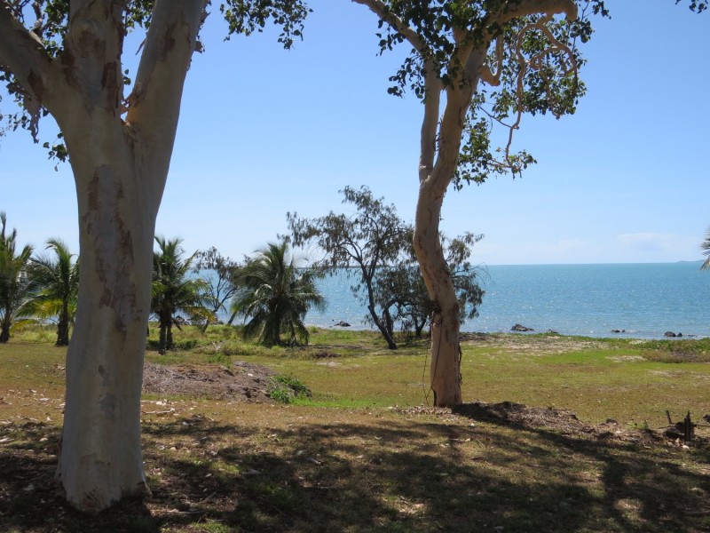 48 Whyte Avenue, Bowen QLD 4805