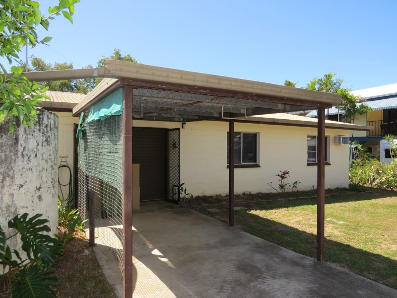 48 Whyte Avenue, Bowen QLD 4805