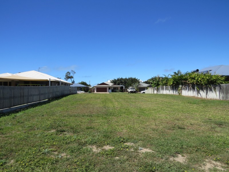 12 Kirkpatrick Court, Bowen QLD 4805