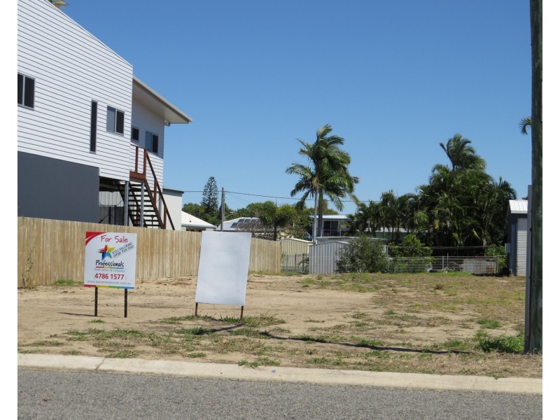 133 Queens Beach Esplanade, Bowen QLD 4805