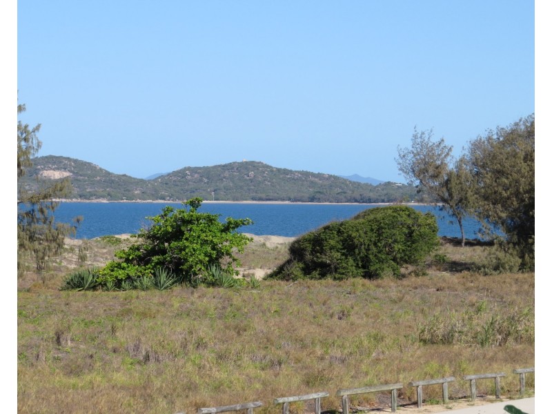 133 Queens Beach Esplanade, Bowen QLD 4805