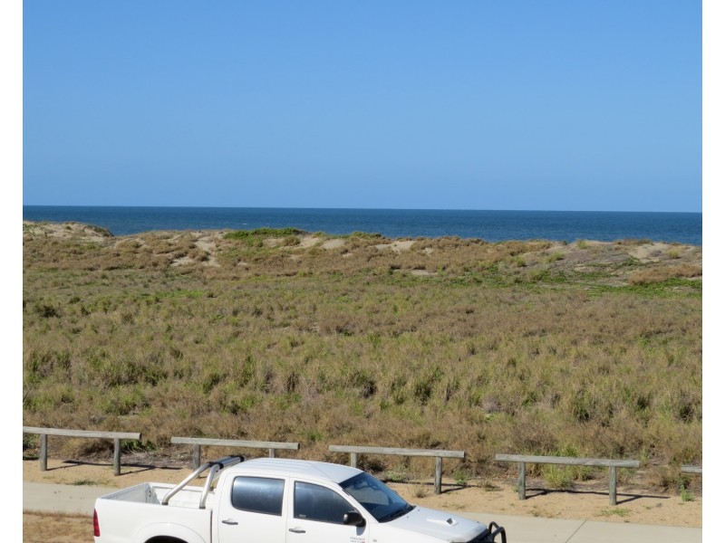 133 Queens Beach Esplanade, Bowen QLD 4805