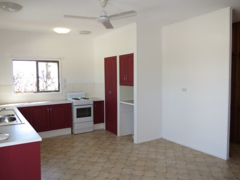 18 Avicennia Street, Bowen QLD 4805