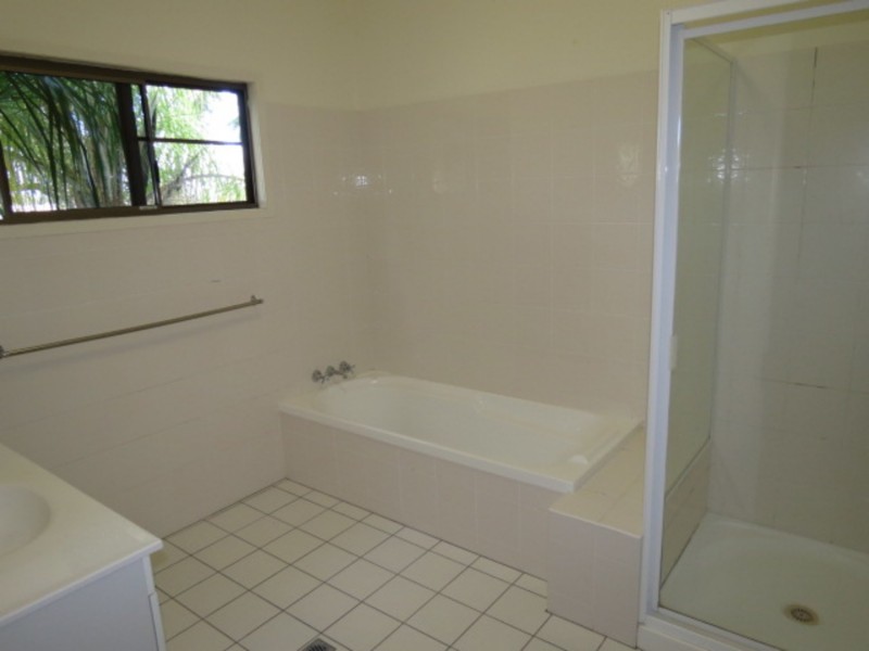 18 Avicennia Street, Bowen QLD 4805