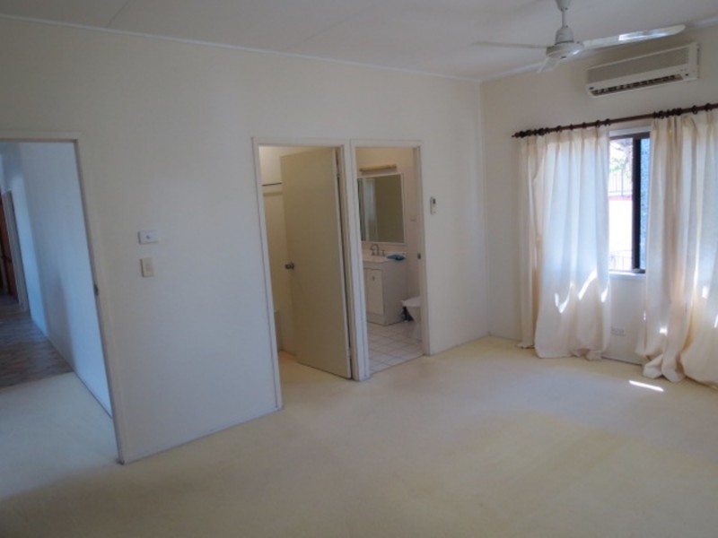 18 Avicennia Street, Bowen QLD 4805