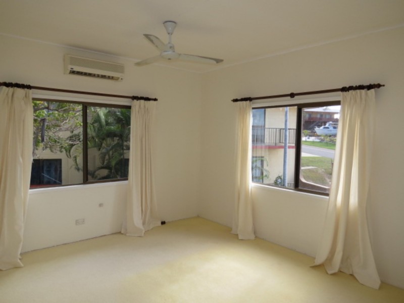 18 Avicennia Street, Bowen QLD 4805