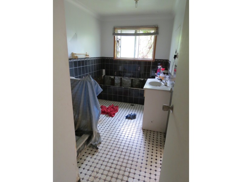 38 Coral Street, Bowen QLD 4805