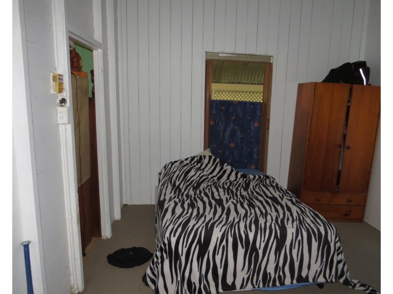 51 Livingstone Street, Bowen QLD 4805