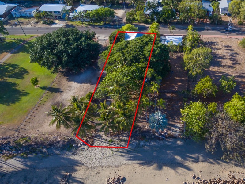 58 Horseshoe Bay Road, Bowen QLD 4805