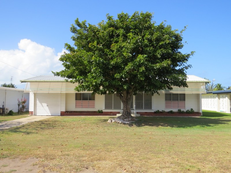 8 Marshall Street, Bowen QLD 4805