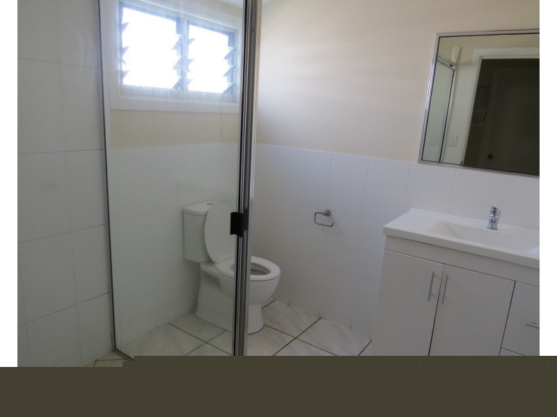 33 Herbert Street, Bowen QLD 4805