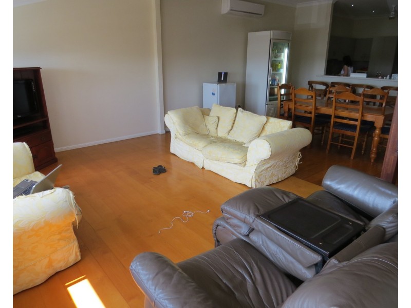 33 Herbert Street, Bowen QLD 4805