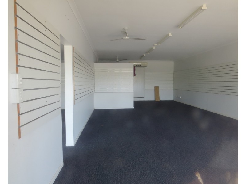 33 Herbert Street, Bowen QLD 4805