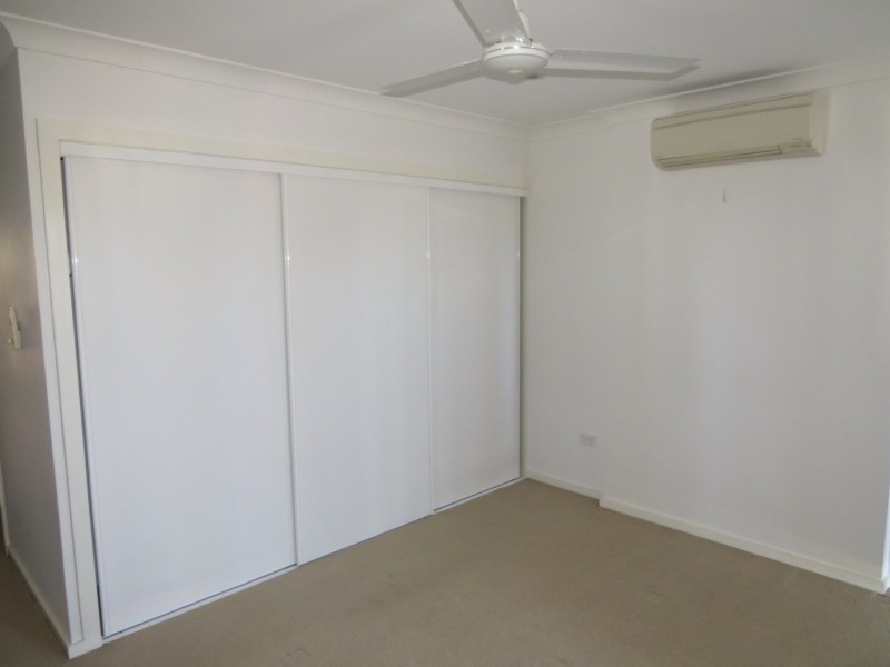 1/74 Powell Street, Bowen QLD 4805