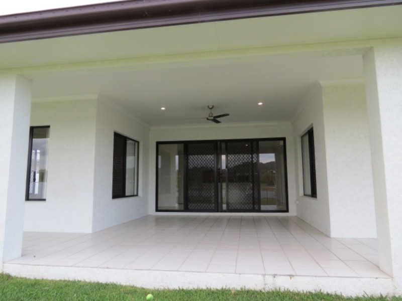 34 Scenic Crescent, Bowen QLD 4805