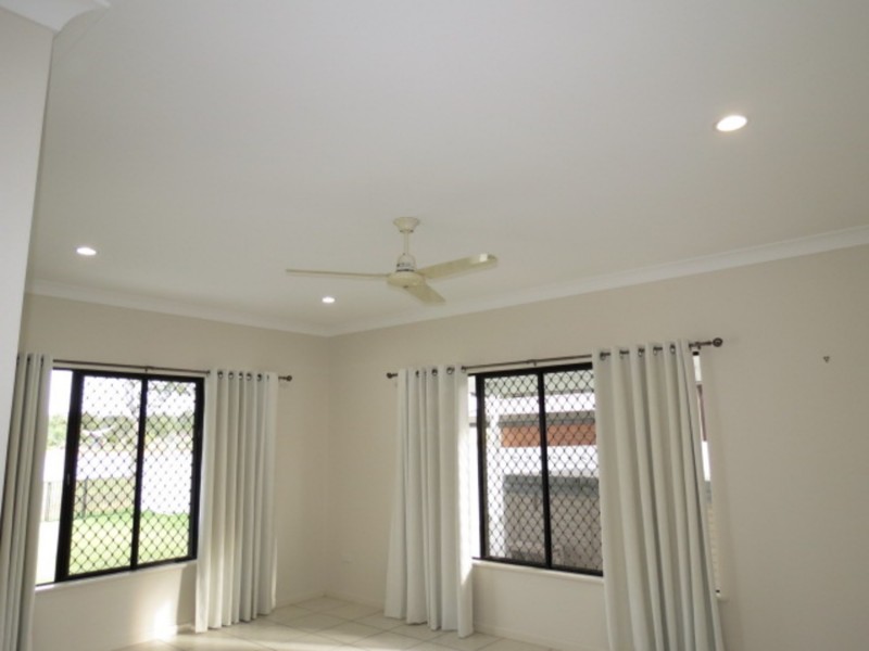 34 Scenic Crescent, Bowen QLD 4805