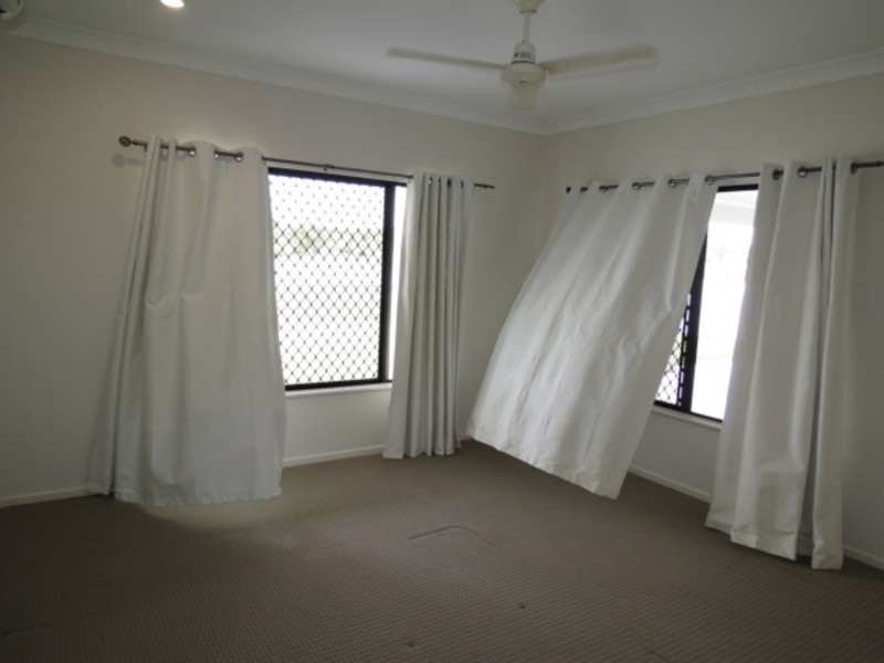 34 Scenic Crescent, Bowen QLD 4805