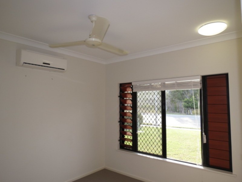 34 Scenic Crescent, Bowen QLD 4805