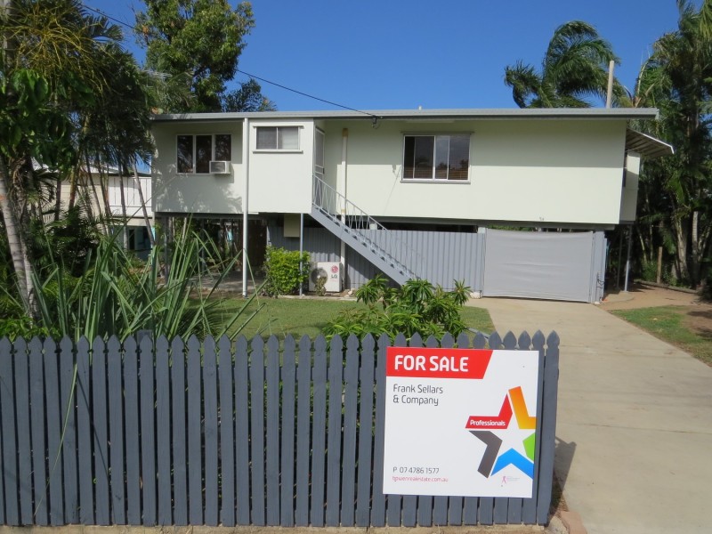 94 Gregory Street, Bowen QLD 4805