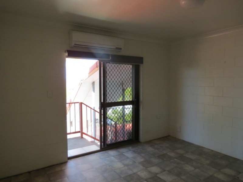 4/10 Poinciana Drive, Bowen QLD 4805