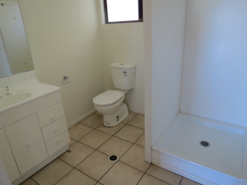 4/10 Poinciana Drive, Bowen QLD 4805