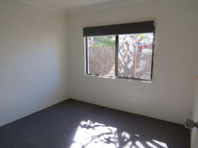 4/10 Poinciana Drive, Bowen QLD 4805