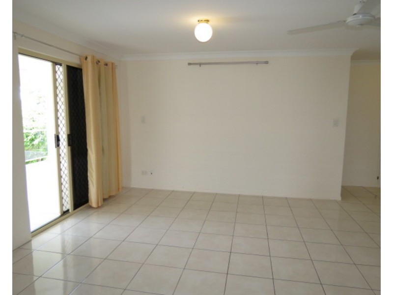 14 Silk Road, Bowen QLD 4805