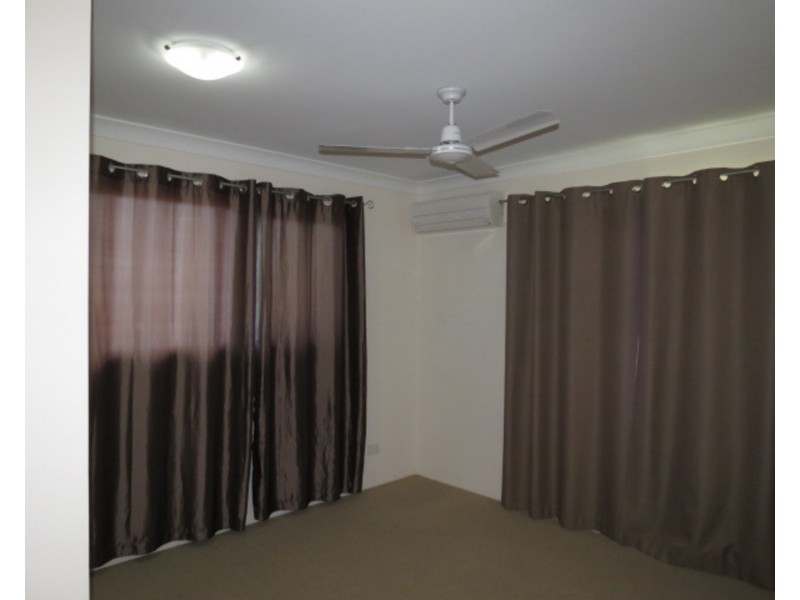 14 Silk Road, Bowen QLD 4805