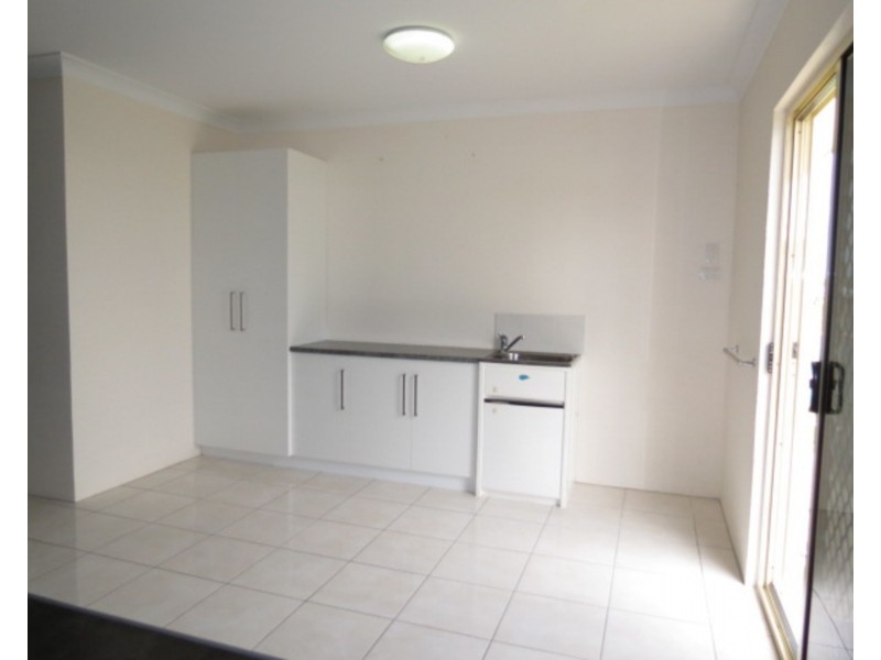 14 Silk Road, Bowen QLD 4805